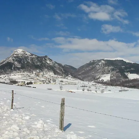 Tecla Apartament